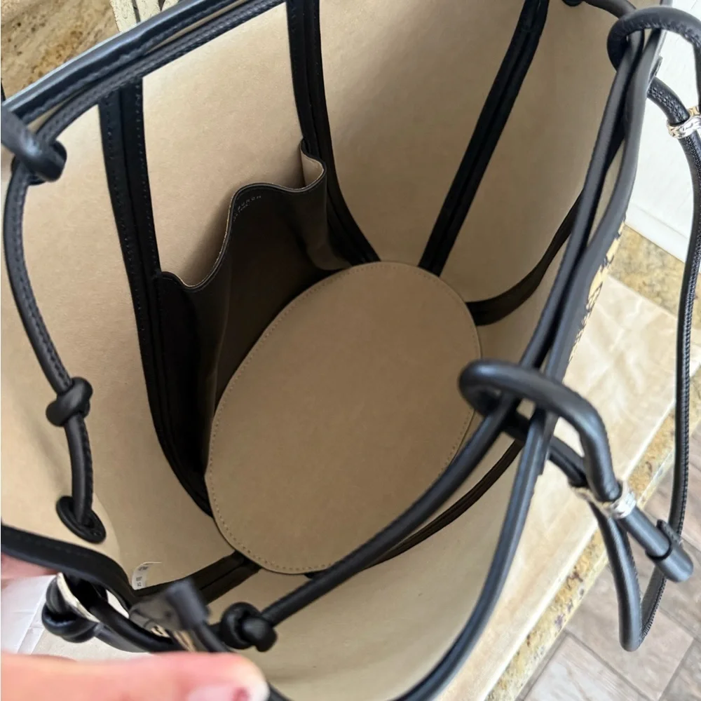 New Tory Burch large tote
